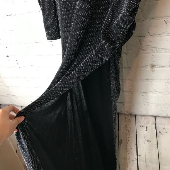 BOOHOO HIGH NECK SPLIT MAXI PARTY DRESS 14 - Picture 4 of 12